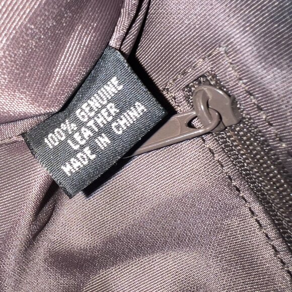 Black Leather Handbag, with Raspberry Red Contrast Edges, Preston & York - Picture 9 of 10